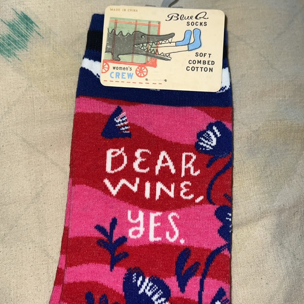 Blue Q “Dear Wine, Yes” women’s crew multicolored cotton blend socks